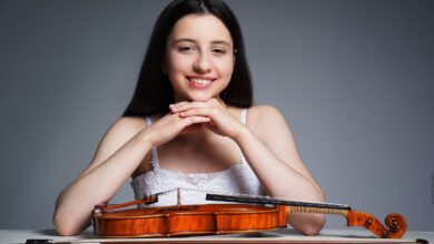 Photo of Pilar Policano, una promesa argentina de la clásica: “Con la música no me falta nada”