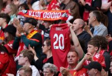 Photo of La gente del Liverpool y un emotivo homenaje para Diogo Jota en el primer partido de local tras la muerte del delantero