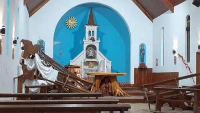 Photo of UN GRUPO MAPUCHE TOMÓ UNA IGLESIA EN EL BOLSÓN Y LUEGO ESCAPÓ