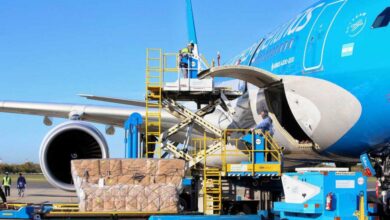 Photo of EL AVIÓN DE AEROLÍNEAS EMPRENDIÓ EL REGRESO AL PAÍS CON EL PRIMER LOTE DE LA VACUNA RUSA