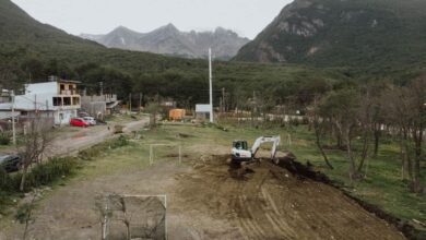 Photo of USHAIA SE INICIÓ LA OBRA DE CONSTRUCCIÓN DEL PRIMER PLAYÓN DEPORTIVO DEL BARRIO DE ANDORRA