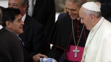 Photo of EL PAPA FRANCISCO RECORDÓ A DIEGO MARADONA