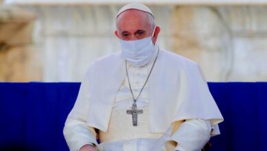 Photo of EL PAPA FRANCISCO SE APLICÓ LA VACUNA CONTRA EL COVID-19