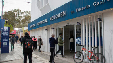 Photo of EN NEUQUÉN, HAY 57 PERSONAS ESPERANDO CAMA DE TERAPIA INTENSIVA