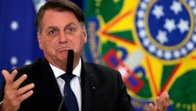 Photo of BOLSONARO LE PIDIÓ A UN MINISTRO QUE GRITE COMO TARZÁN PARA BURLARSE DE ALBERTO