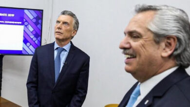 Photo of ALBERTO FERNÁNDEZ SOBRE MAURICIO MACRI: “TOMÓ UN CRÉDITO POR U$S57.000 MILLONES Y TODAVÍA HABLA”