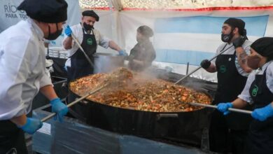 Photo of MILES DE VECINOS Y VECINAS DE RÍO GRANDE DISFRUTARON DEL GRAN ALMUERZO POPULAR Y MALVINERO