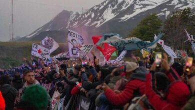 Photo of EL MOVIMIENTO ECONÓMICO POR EL RECITAL DE LA RENGA DEJÓ A LA CIUDAD MÁS DE 2.000 MILLONES DE PESOS Y SE EMPLEARON 600 PERSONAS DE FORMA DIRECTA PARA EL EVENTO