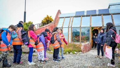 Photo of NIÑOS Y NIÑAS QUE ASISTEN A LA COLONIA MUNICIPAL DE VERANO VISITARON LA RESERVA NATURAL BAHÍA ENCERRADA