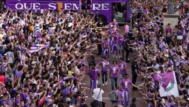 Photo of Video: el DT del Valladolid grita por su renuncia en el festejo por el Ascenso