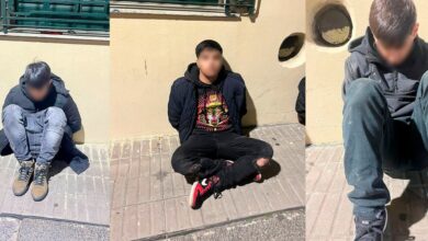 Photo of Detienen a cuatro jóvenes en actitud sospechosa y descubren que eran una banda de chilenos que robaba con inhibidores en Palermo