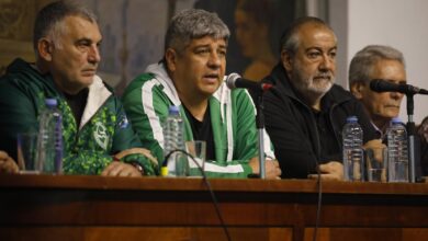 Photo of La presión de Pablo Moyano a los senadores por la Ley Bases: “O se convierten en héroes o en traidores”