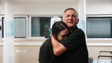 Photo of El emotivo reencuentro entre Noa Argamani y su padre tras pasar 8 meses secuestrada por Hamas