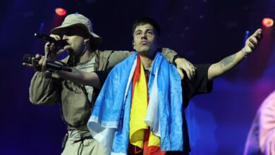 Photo of Messi saludó a Duki antes del show en el Bernabéu