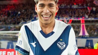 Photo of El pibe de Vélez que debutó, hizo un gol y sueña con comprarle una casa a su mamá