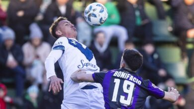 Photo of Vélez – Banfield y el partido de la fecha: de las atajadas de Marchiori y el bombazo de Aquino a la pregunta al DT Quinteros por Boca