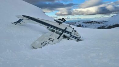 Photo of Una avioneta se estrelló en el cerro Chapelco en San Martín de los Andes: viajaban cuatro personas