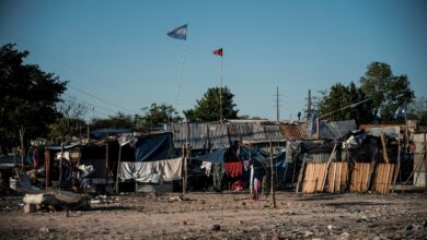 Photo of Sin planes sociales, uno de cada cuatro argentinos estaría en la indigencia