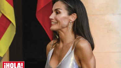 Photo of Reina Letizia: el espectacular vestido “efecto líquido” con el que impactó en una entrega de premios