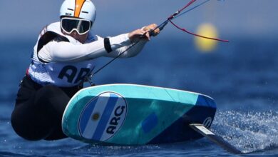 Photo of El viento le jugó una mala pasada a la olimpista de 18 años que representó con honor a la Argentina