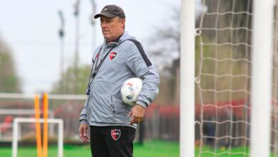 Photo of Lunari, tras asumir como DT interino en Newell’s: “Voy a hacer todo lo posible para aprovechar esta chance y ser el técnico oficial”