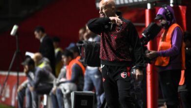 Photo of Sebastián Méndez renunció a su cargo como DT de Newell’s tras la derrota sufrida ante Argentinos Juniors