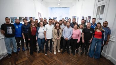 Photo of Cristina Kirchner se reunió con dirigentes de la juventud sindical y pidió medidas que “no enfrenten a los trabajadores con la sociedad”