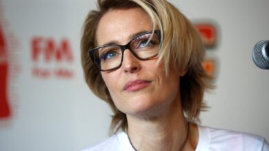 Photo of Gillian Anderson colecciona cientos de fantasías sexuales: “Pensé que habría menos vergüenza”