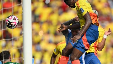 Photo of Colombia-Argentina: el gol de cabeza de Yerson Mosquera que rompió con el invicto del Dibu Martínez