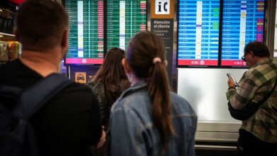 Photo of El Gobierno negocia ceder vuelos de Aerolíneas Argentinas a otras empresas ante posibles paros