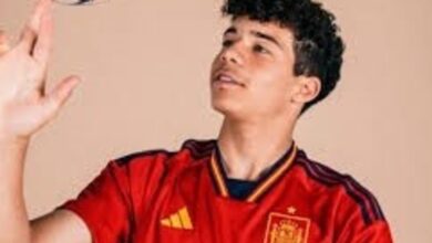 Photo of El hijo de una estrella del fútbol brasileño representa a una selección de España