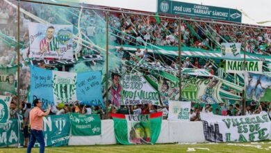 Photo of Feroz interna en la barra de Laferrere: enfrentamiento, cinco heridos de bala y partido suspendido