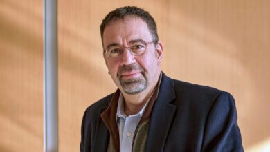 Photo of Una dirección pro-humana para la IA: la visión de Daron Acemoglu, Nobel de Economía 2024, sobre el impacto de la inteligencia artificial en el trabajo