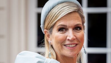 Photo of La reina Máxima Zorreguieta se lució con un formal vestido blanco y negro con flecos que causó furor