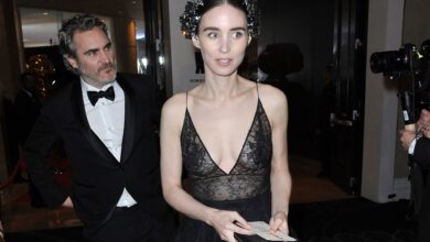 Photo of Desconcierto en Hollywood: ¿Joaquin Phoenix y Rooney Mara se casaron en secreto?