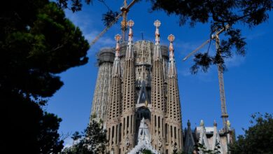 Photo of Proponen pintar un gran mural en la fachada de la Sagrada Familia