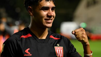 Photo of La emoción y las primeras palabras del debutante goleador de Estudiantes ante Banfield