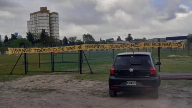 Photo of Tras la polémica, apareció una bandera contra el plantel de Atlanta