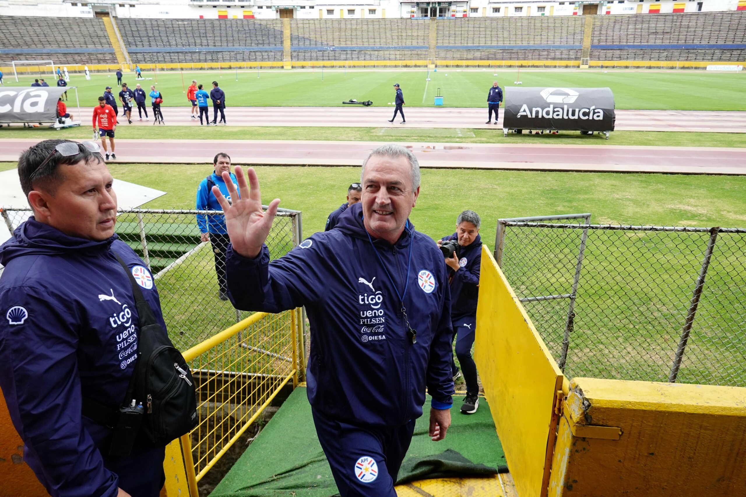 Photo of Ecuador vs. Paraguay, Sebastián Beccacece vs. Gustavo Alfaro y aquella salida conflictiva