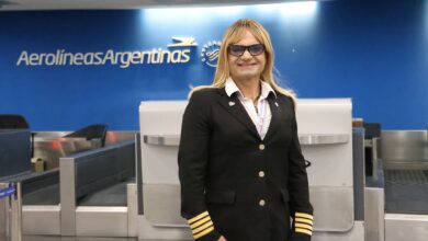 Photo of Traniela Campolieto: la piloto trans que quiere conducir Aerolíneas Argentinas