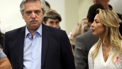 Photo of Piden indagar a Alberto Fernández por golpear a su exmujer Fabiola Yañez