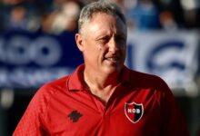 Photo of Newell’s echó a Lunari tras la derrota con Gimnasia