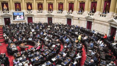 Photo of La relación con el Congreso | El Gobierno definió el temario de las sesiones extraordinarias y suma una reforma de los “fueros de la política”