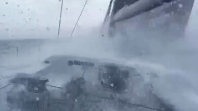 Photo of Tragedia en el mar: dos tripulantes muertos, olas de 3 metros y fuertes ráfagas en una tradicional regata internacional  y con pasado maldito