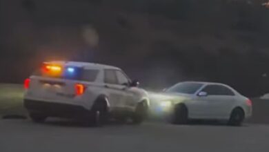 Photo of El video de una increíble persecución policial en reversa por una autopista de California