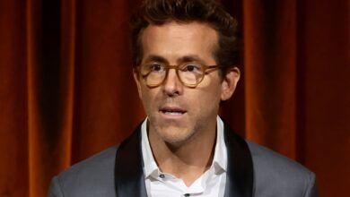 Photo of El mensaje “oculto” de Ryan Reynolds en su reaparición pública tras la denuncia de Blake Lively contra Justin Baldoni