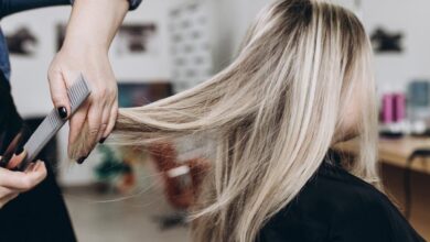 Photo of Qué significa cortarse el pelo después de separarse, según la psicología