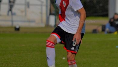 Photo of Video: el golazo de media cancha del hermano de Maxi Meza con la Reserva de River