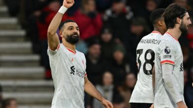 Photo of Liverpool sigue su andar imbatible en la Premier League: con dos goles de Salah venció a Bournemouth y amplía su ventaja en la punta