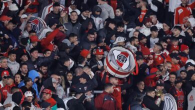 Photo of La hinchada de River, disconforme en el primer tiempo: del “movete” a los silbidos en el entretiempo